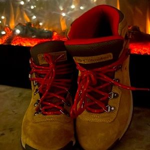 Columbia Hiking Boots